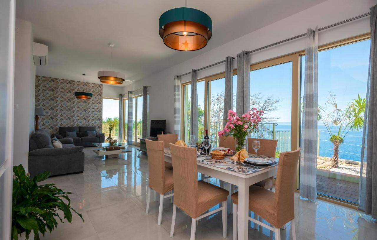 Holiday Home Villetta Belveder Baska Voda Bagian luar foto