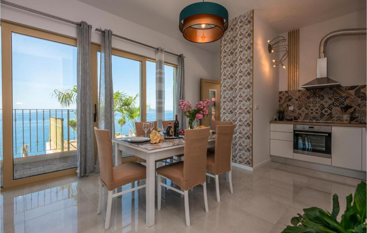 Holiday Home Villetta Belveder Baska Voda Bagian luar foto