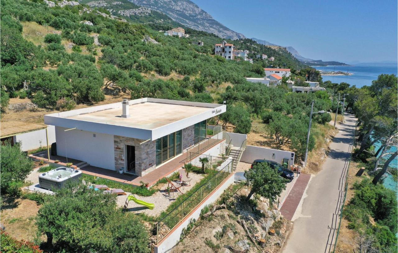 Holiday Home Villetta Belveder Baska Voda Bagian luar foto